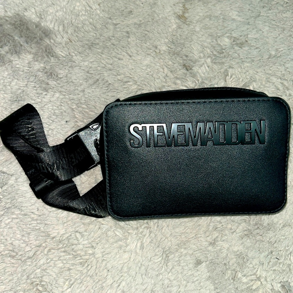 Steve Madden Logo Belt Bag Fanny Pack Crossbody Bag
